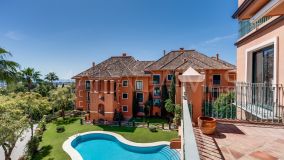 Apartamento en venta en Benahavis