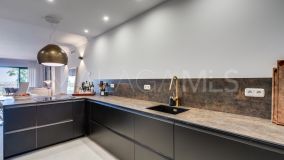 Apartamento en venta en Benahavis