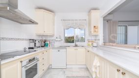 Apartment for sale in Estepona Golf, Estepona West