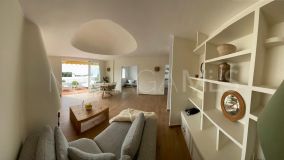 Semi Detached House for sale in Cabopino, Marbella East