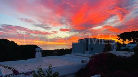 Semi Detached House for sale in Cabopino, Marbella East