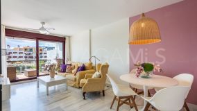 Apartment for sale in Benahavis