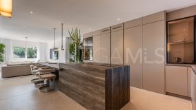 Duplex Penthouse for sale in Nueva Andalucia, Marbella