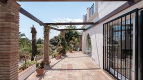 Villa en venta en Puerto Romano, Estepona Este