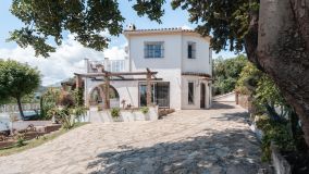 Villa en venta en Puerto Romano, Estepona Este