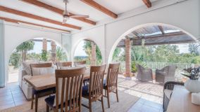 Villa en venta en Puerto Romano, Estepona Este