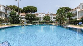 Ático en venta en El Presidente, Estepona Este