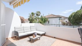 Takvåning for sale in El Presidente, Estepona Öst