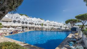 Reihenhaus zu verkaufen in Cabopino, Marbella Ost