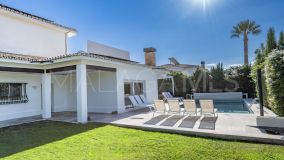 Villa for sale in Benalmadena Costa