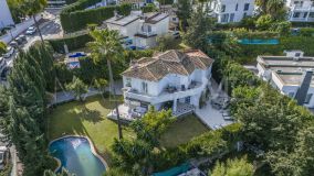 Villa for sale in Nueva Andalucia, Marbella
