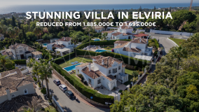 Villa en venta en Elviria, Marbella Este