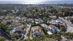 Villa en venta en Elviria, Marbella Este