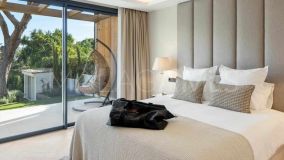 Maison for sale in Elviria, Marbella Est