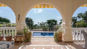 Villa en venta en Seghers, Estepona