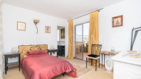 Penthouse for sale in Estepona Town