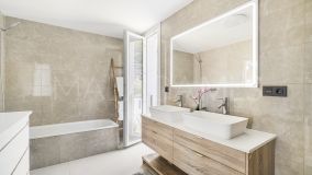 Villa for sale in Buena Vista, Mijas Costa