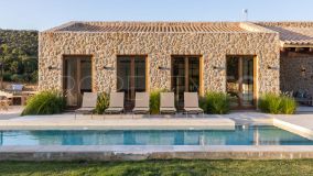 Buy 5 bedrooms finca in Pollença