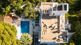 Villa for sale in Nueva Andalucia, Marbella