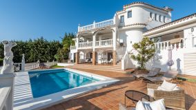 Villa en venta en Sierrezuela, Mijas Costa