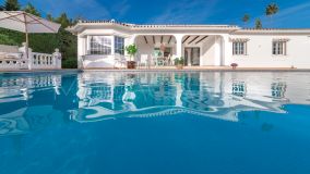 Villa for sale in Sierrezuela, Mijas Costa