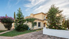 Villa for sale in Torreblanca, Fuengirola