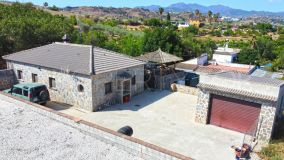 Cortijo de 3 dormitorios a la venta en Coin