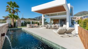 Villa for sale in El Higueron, Fuengirola