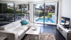 Villa Pareada en venta en Meisho Hills, Marbella Golden Mile