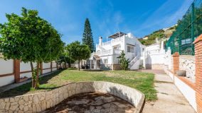 Villa en venta en Cerros del Aguila, Mijas Costa
