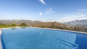 Town house in La Mairena for sale