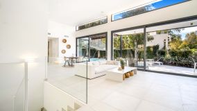 Maison for sale in Monte Biarritz, Estepona Est