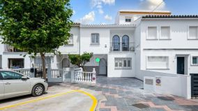La Cala de Mijas. Townhouse, rare opportunity, one of the few houses left on the second line of the beach!!!