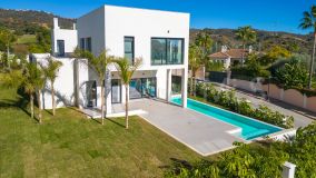 Villa for sale in Elviria, Marbella Est