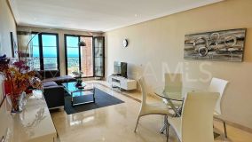 Apartamento en venta en Los Arqueros, Benahavis