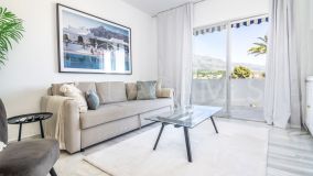 Penthouse for sale in Los Dragos, Nueva Andalucia