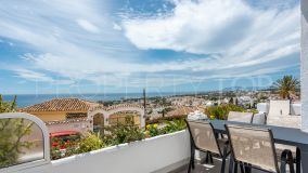 ¡Precioso apartamento de 2 dormitorios con impresionantes vistas al mar en Riviera del Sol!