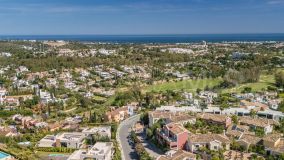 Zweistöckiges Penthouse zu verkaufen in Albatross Hill, Nueva Andalucia