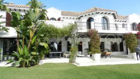 Se vende villa en Guadalmina Baja