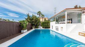 Villa for sale in Nueva Andalucia, Marbella