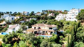 La Mairena villa for sale