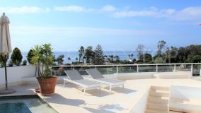 Duplex penthouse for sale in Guadalmina Baja with 2 bedrooms