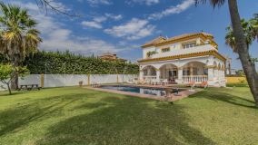 Villa zu verkaufen in New Golden Mile, Estepona Ost