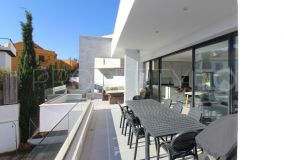 Comprar villa en Fuengirola con 3 dormitorios