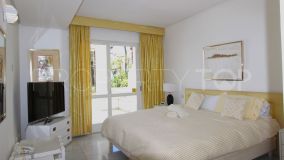 San Pedro de Alcantara, apartamento planta baja a la venta con 2 dormitorios