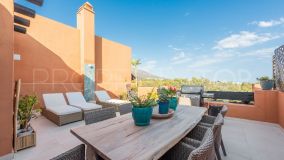 For sale duplex penthouse with 3 bedrooms in Alminar de Marbella