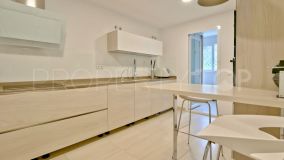 Apartamento planta baja en venta en Cabopino