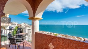 Buy penthouse with 2 bedrooms in Benalmadena Costa