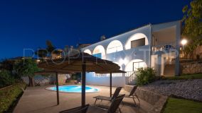 Villa fabulosa de 4+1 dormitorios en Torreblanca, Fuengirola con vistas al mar