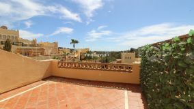 For sale penthouse with 3 bedrooms in Elviria